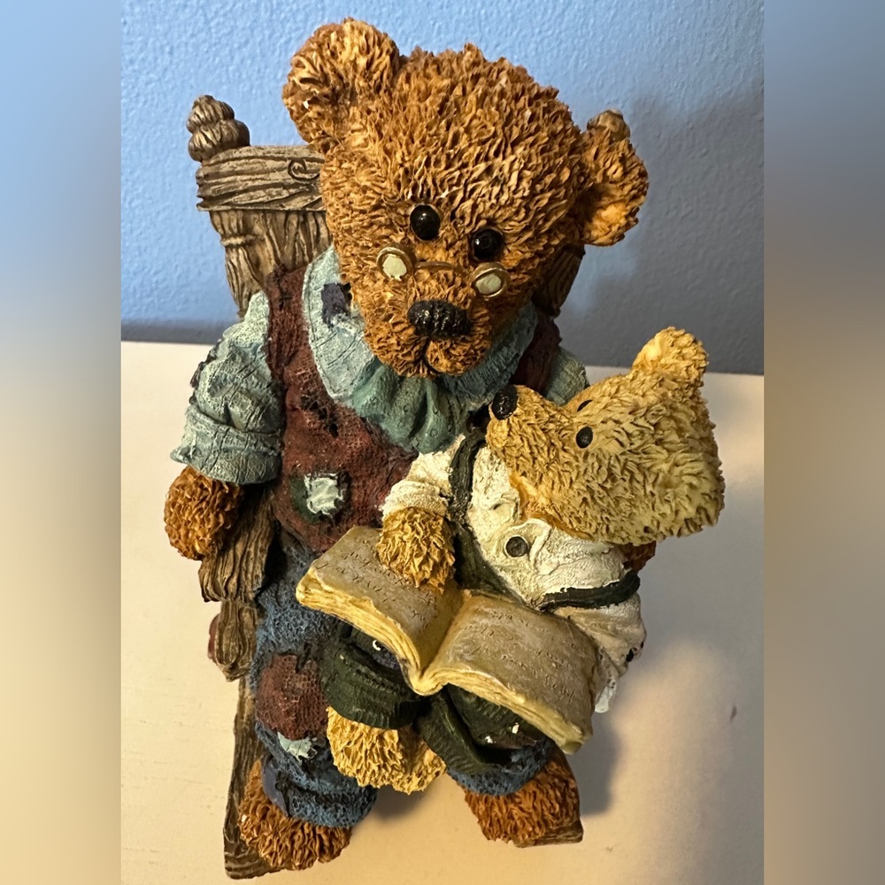 Classic Treasures Musical Rocking Bears Figurine Papa Bear and Lil Bear
